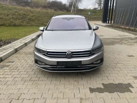 Сірий Фольксваген Пассат Варіант, об'ємом двигуна 2 л та пробігом 205 тис. км за 22499 $, фото 1 на Automoto.ua