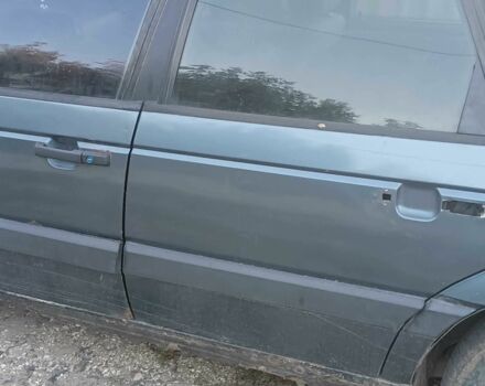 Фольксваген Пассат Вариант 1988 в Харькове на Automoto.ua Синий Фольксваген Пассат Вариант, объемом двигателя 1.8 л и пробегом 350 тыс. км за 600 $, фото 4 на Automoto.ua