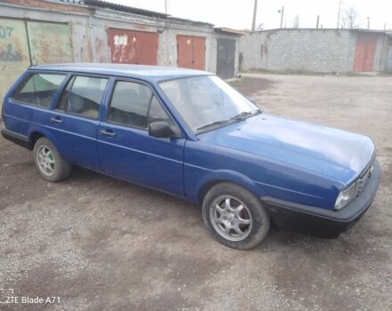 Синий Фольксваген Пассат Вариант, объемом двигателя 1.6 л и пробегом 1 тыс. км за 1750 $, фото 2 на Automoto.ua