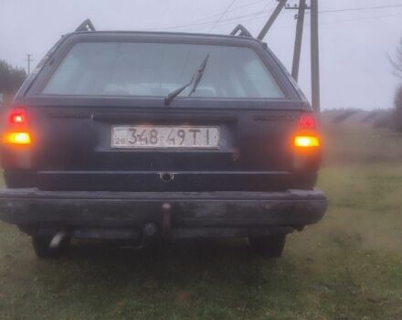 Синій Фольксваген Пассат Варіант, об'ємом двигуна 0 л та пробігом 500 тис. км за 1500 $, фото 4 на Automoto.ua