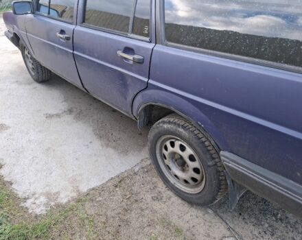 Синій Фольксваген Пассат Варіант, об'ємом двигуна 1.8 л та пробігом 270 тис. км за 1000 $, фото 9 на Automoto.ua