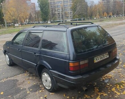 Фольксваген Пассат Вариант 1988 в Харькове на Automoto.ua Синий Фольксваген Пассат Вариант, объемом двигателя 1.8 л и пробегом 300 тыс. км за 1150 $, фото 4 на Automoto.ua