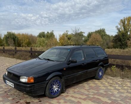 Синий Фольксваген Пассат Вариант, объемом двигателя 1.8 л и пробегом 330 тыс. км за 2550 $, фото 4 на Automoto.ua