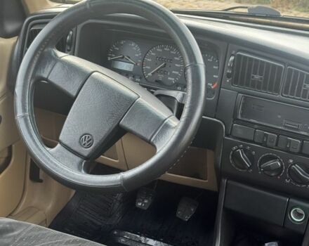 Синий Фольксваген Пассат Вариант, объемом двигателя 1.8 л и пробегом 330 тыс. км за 2550 $, фото 2 на Automoto.ua