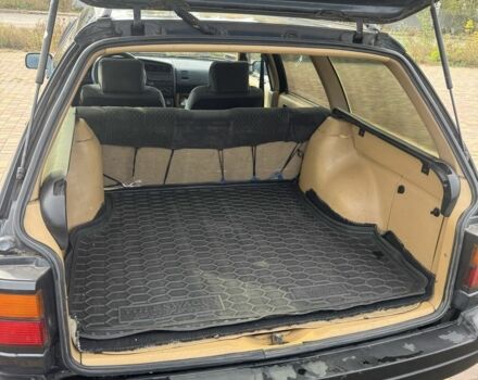 Синий Фольксваген Пассат Вариант, объемом двигателя 1.8 л и пробегом 330 тыс. км за 2550 $, фото 8 на Automoto.ua