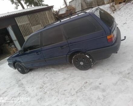 Синій Фольксваген Пассат Варіант, об'ємом двигуна 0 л та пробігом 1000 тис. км за 1100 $, фото 1 на Automoto.ua