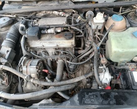 Синій Фольксваген Пассат Варіант, об'ємом двигуна 2 л та пробігом 100 тис. км за 1550 $, фото 4 на Automoto.ua