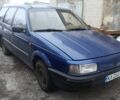 Синий Фольксваген Пассат Вариант, объемом двигателя 1.8 л и пробегом 70 тыс. км за 400 $, фото 1 на Automoto.ua