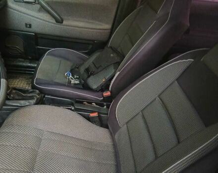 Фольксваген Пассат Варіант 1992 у Сумах на Automoto.ua Синій Фольксваген Пассат Варіант, об'ємом двигуна 2 л та пробігом 390 тис. км за 1450 $, фото 4 на Automoto.ua