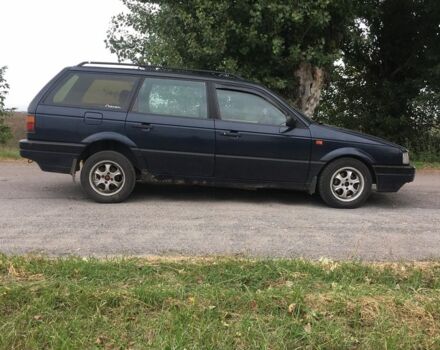 Синий Фольксваген Пассат Вариант, объемом двигателя 2 л и пробегом 550 тыс. км за 1000 $, фото 3 на Automoto.ua