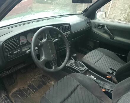 Синий Фольксваген Пассат Вариант, объемом двигателя 1.9 л и пробегом 375 тыс. км за 781 $, фото 4 на Automoto.ua