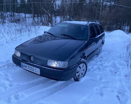 Синий Фольксваген Пассат Вариант, объемом двигателя 1.8 л и пробегом 999 тыс. км за 2200 $, фото 3 на Automoto.ua