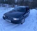 Синий Фольксваген Пассат Вариант, объемом двигателя 1.8 л и пробегом 999 тыс. км за 2200 $, фото 3 на Automoto.ua