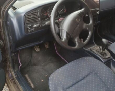 Синий Фольксваген Пассат Вариант, объемом двигателя 1.8 л и пробегом 350 тыс. км за 1500 $, фото 7 на Automoto.ua