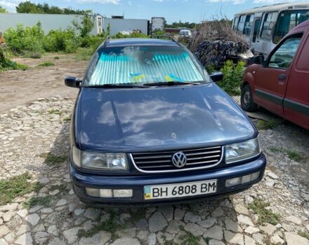 Синій Фольксваген Пассат Варіант, об'ємом двигуна 1.9 л та пробігом 300 тис. км за 3084 $, фото 4 на Automoto.ua