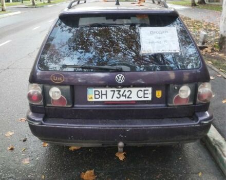 Синий Фольксваген Пассат Вариант, объемом двигателя 1.8 л и пробегом 350 тыс. км за 1500 $, фото 2 на Automoto.ua