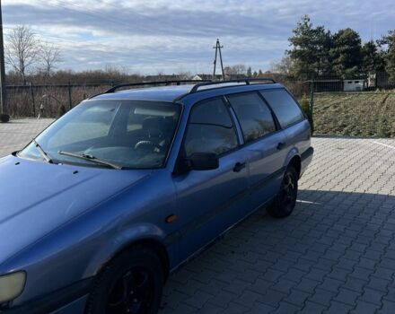 Синій Фольксваген Пассат Варіант, об'ємом двигуна 1.8 л та пробігом 111 тис. км за 950 $, фото 1 на Automoto.ua