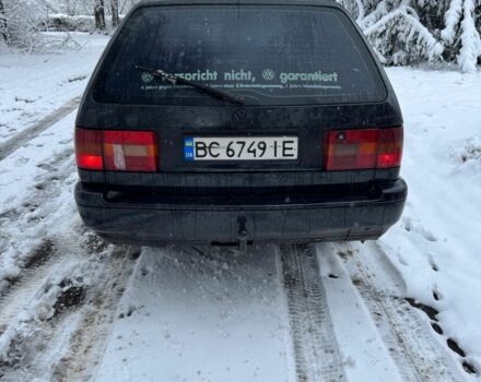 Синий Фольксваген Пассат Вариант, объемом двигателя 1.8 л и пробегом 300 тыс. км за 1499 $, фото 6 на Automoto.ua