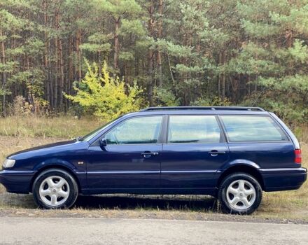 Синій Фольксваген Пассат Варіант, об'ємом двигуна 1.8 л та пробігом 350 тис. км за 3450 $, фото 4 на Automoto.ua