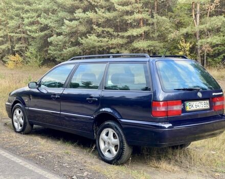 Синій Фольксваген Пассат Варіант, об'ємом двигуна 1.8 л та пробігом 350 тис. км за 3450 $, фото 6 на Automoto.ua