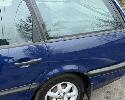 Синий Фольксваген Пассат Вариант, объемом двигателя 1.8 л и пробегом 250 тыс. км за 2499 $, фото 9 на Automoto.ua