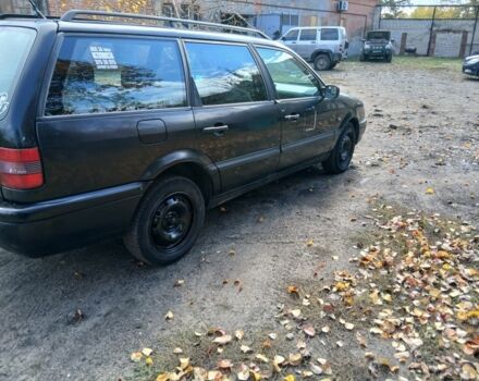 Синий Фольксваген Пассат Вариант, объемом двигателя 1.6 л и пробегом 345 тыс. км за 1081 $, фото 1 на Automoto.ua