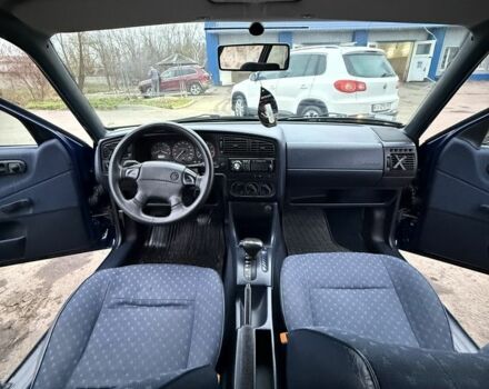 Синий Фольксваген Пассат Вариант, объемом двигателя 1.8 л и пробегом 250 тыс. км за 2499 $, фото 11 на Automoto.ua