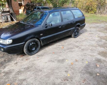 Синий Фольксваген Пассат Вариант, объемом двигателя 1.6 л и пробегом 345 тыс. км за 1081 $, фото 4 на Automoto.ua