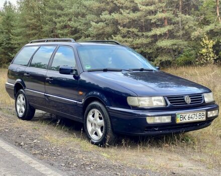 Синій Фольксваген Пассат Варіант, об'ємом двигуна 1.8 л та пробігом 350 тис. км за 3450 $, фото 3 на Automoto.ua