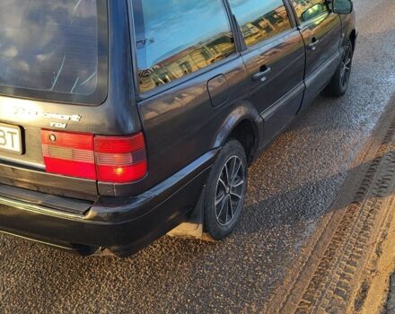 Синий Фольксваген Пассат Вариант, объемом двигателя 1.9 л и пробегом 350 тыс. км за 1750 $, фото 3 на Automoto.ua