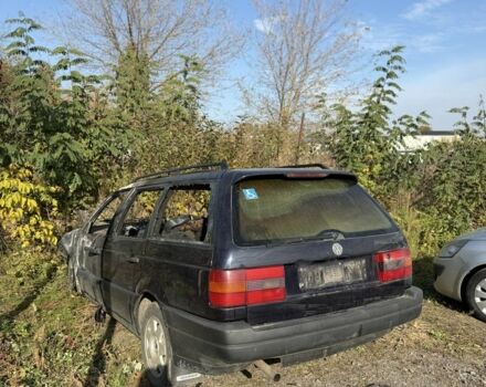 Синий Фольксваген Пассат Вариант, объемом двигателя 0 л и пробегом 200 тыс. км за 168 $, фото 3 на Automoto.ua