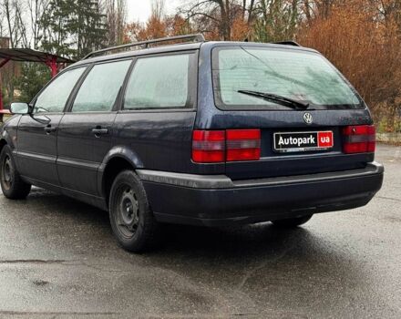 Синий Фольксваген Пассат Вариант, объемом двигателя 1.8 л и пробегом 325 тыс. км за 3640 $, фото 16 на Automoto.ua