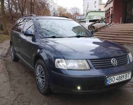 Синий Фольксваген Пассат Вариант, объемом двигателя 1.8 л и пробегом 230 тыс. км за 3199 $, фото 1 на Automoto.ua