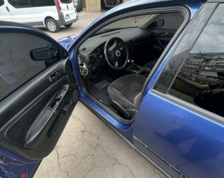 Синий Фольксваген Пассат Вариант, объемом двигателя 1.6 л и пробегом 356 тыс. км за 3000 $, фото 1 на Automoto.ua