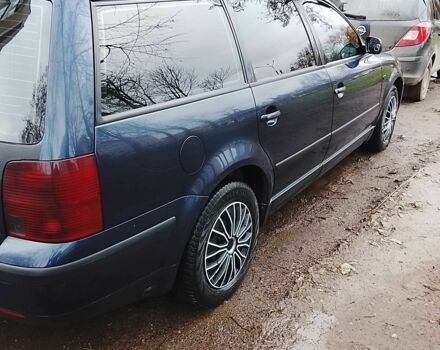 Синий Фольксваген Пассат Вариант, объемом двигателя 1.8 л и пробегом 230 тыс. км за 3199 $, фото 5 на Automoto.ua