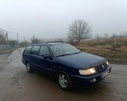 Синий Фольксваген Пассат Вариант, объемом двигателя 1.8 л и пробегом 257 тыс. км за 1600 $, фото 1 на Automoto.ua