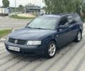 Синий Фольксваген Пассат Вариант, объемом двигателя 1.8 л и пробегом 300 тыс. км за 1899 $, фото 1 на Automoto.ua