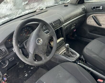 Синий Фольксваген Пассат Вариант, объемом двигателя 1.9 л и пробегом 405 тыс. км за 1300 $, фото 6 на Automoto.ua