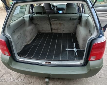 Синій Фольксваген Пассат Варіант, об'ємом двигуна 1.9 л та пробігом 444 тис. км за 2021 $, фото 4 на Automoto.ua