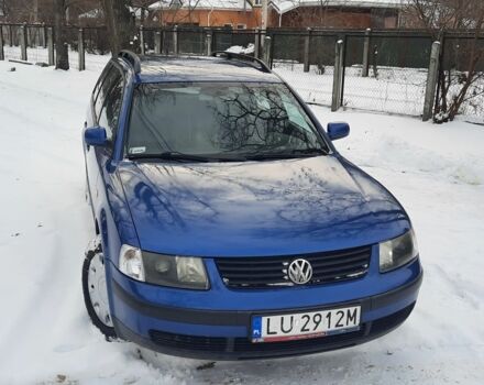 Синий Фольксваген Пассат Вариант, объемом двигателя 1.9 л и пробегом 450 тыс. км за 2000 $, фото 1 на Automoto.ua