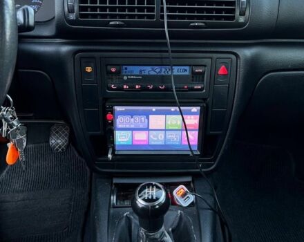 Синій Фольксваген Пассат Варіант, об'ємом двигуна 1.6 л та пробігом 279 тис. км за 2699 $, фото 4 на Automoto.ua