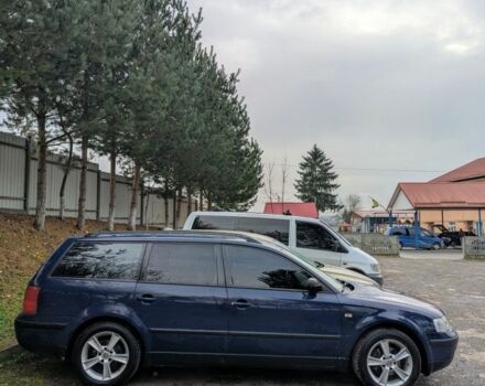 Синий Фольксваген Пассат Вариант, объемом двигателя 1.6 л и пробегом 353 тыс. км за 3200 $, фото 1 на Automoto.ua