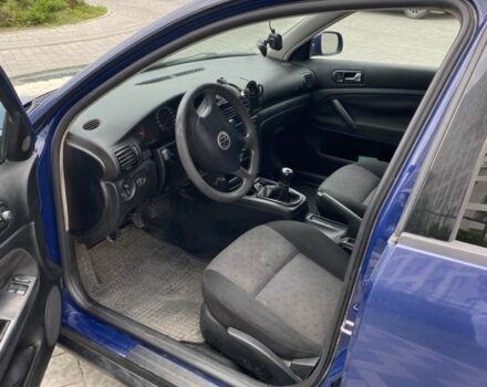 Синий Фольксваген Пассат Вариант, объемом двигателя 1.6 л и пробегом 320 тыс. км за 3150 $, фото 4 на Automoto.ua