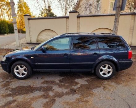 Синій Фольксваген Пассат Варіант, об'ємом двигуна 1.6 л та пробігом 330 тис. км за 2700 $, фото 1 на Automoto.ua