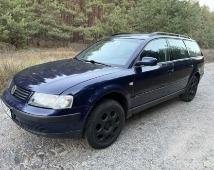 Синий Фольксваген Пассат Вариант, объемом двигателя 1.9 л и пробегом 285 тыс. км за 3950 $, фото 1 на Automoto.ua