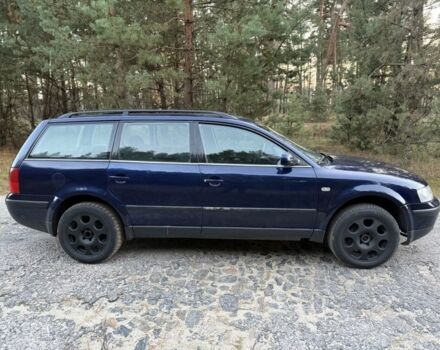 Синий Фольксваген Пассат Вариант, объемом двигателя 1.9 л и пробегом 285 тыс. км за 3950 $, фото 4 на Automoto.ua