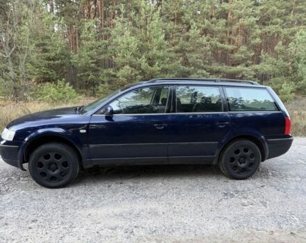 Синий Фольксваген Пассат Вариант, объемом двигателя 1.9 л и пробегом 285 тыс. км за 3950 $, фото 5 на Automoto.ua