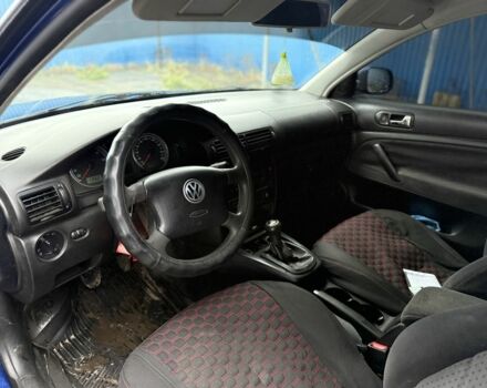 Синий Фольксваген Пассат Вариант, объемом двигателя 2 л и пробегом 250 тыс. км за 3850 $, фото 7 на Automoto.ua