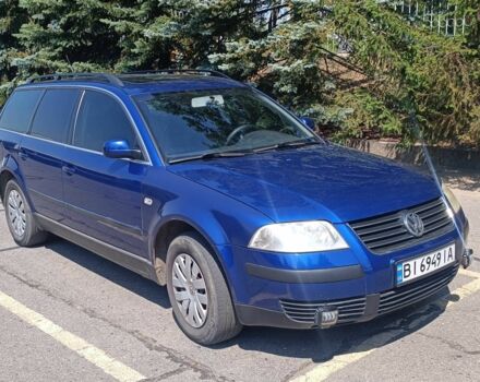 Синий Фольксваген Пассат Вариант, объемом двигателя 1.6 л и пробегом 330 тыс. км за 4969 $, фото 1 на Automoto.ua