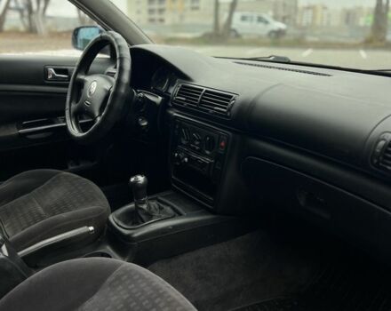 Синий Фольксваген Пассат Вариант, объемом двигателя 1.9 л и пробегом 300 тыс. км за 2500 $, фото 7 на Automoto.ua